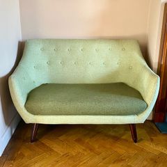 Finn Juhl-style Poet sofa