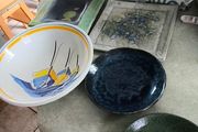 5 Different itms , 1- small green trinkelt dish 12.00 euro-2-  small  glazed blue trinkelt dish 12.00 euro.-3-Bowl trinkelt dish hand-painted ceramic piece from the famous HB Henriot Quimper pottery in France, 17.00 euro.-4-  trinkelt dish by Fermoyle Pot