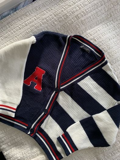 Cardigan never worn size M