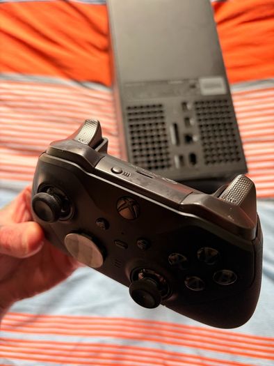 Xbox Series X + Xbox Elite Wireless Controller
