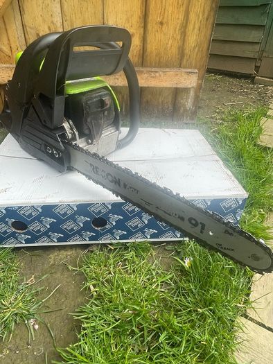 chainsaw