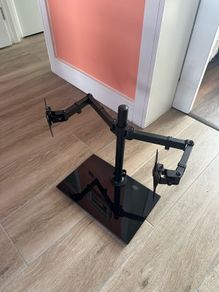 Freestanding Dual Screen Arm