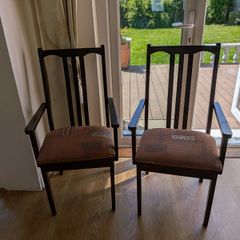 Mid-century Modern set of Carver chairs