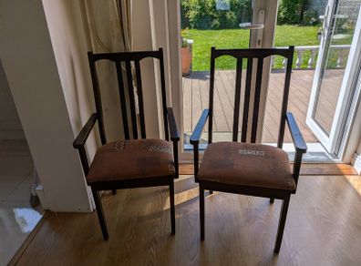 Mid-century Modern set of Carver chairs