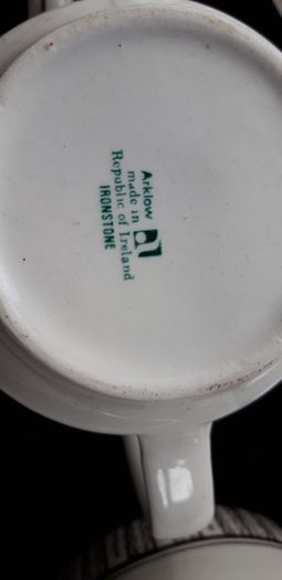 20 piece Arklow Pottery Tea set