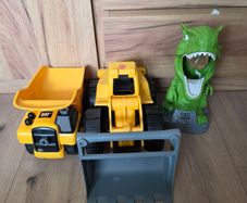 Bundle of kid's mixed toys
