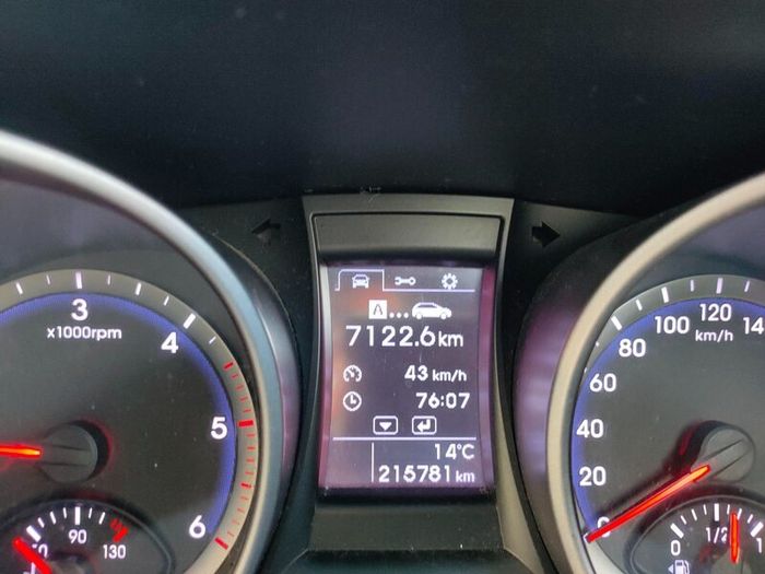 Hyundai Santa Fe 2014  2.2CRDI 4WD 7seater