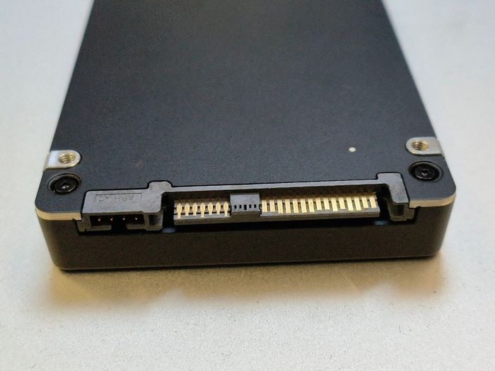 Samsung Pm1643a 7.68tb 12g Sas Ssd 2.5" Mz-ilt7t6b Mzilt7t6hala-00007 (tested)