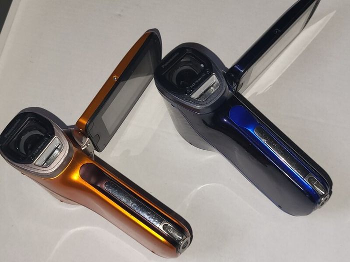 2 x Panasonic HXWA2