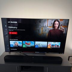 LG C2 55 OLED TV  Excellent Condition