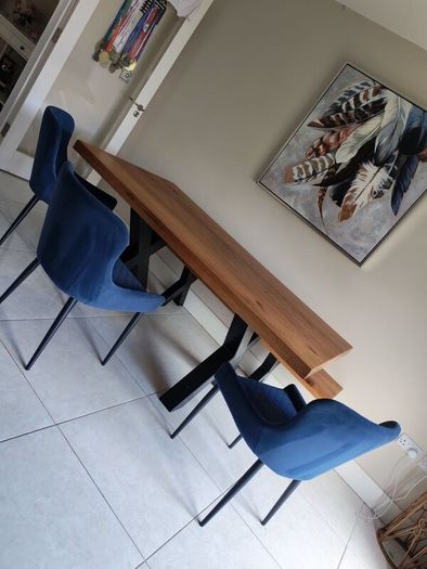 Kitchen table