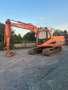 Doosan Solar 140lcv