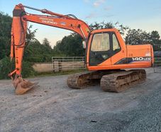 Doosan Solar 140lcv
