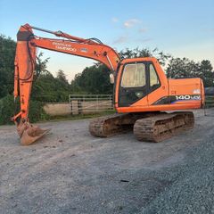 Doosan Solar 140lcv