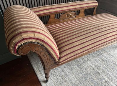 Chaise lounge