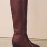 Knee high boots Image 3