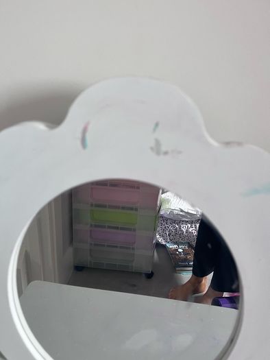 kids make up table and Minnie Mouse Hoover