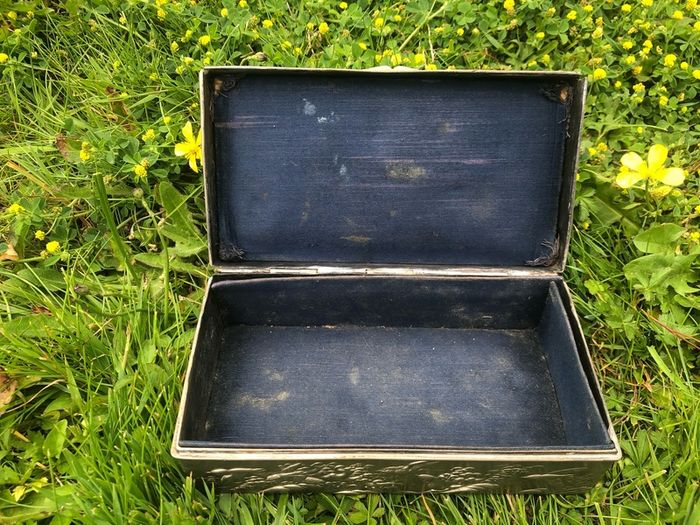 Antique Japanese jewellery box