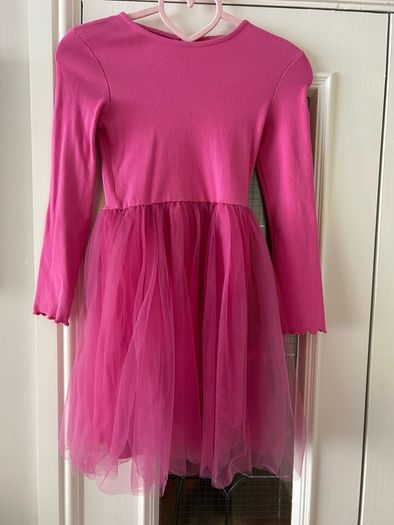 Girls Tulle Dresses x 3 (Red, Black, Pink) 10 euro each