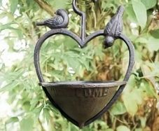 Cast Iron Loveheart Bird Feeder Garden Water Bath New
