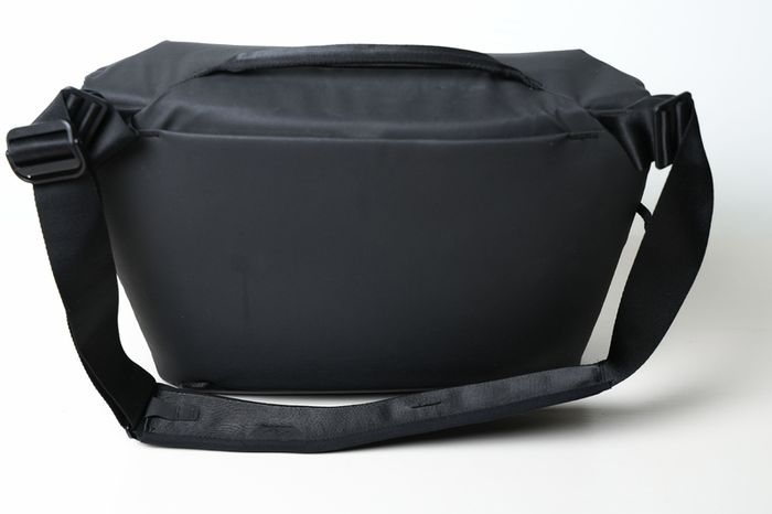 Peak Design Everyday Messenger 13L V3 Black as New