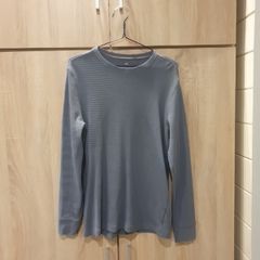 H&M mens slim fit top