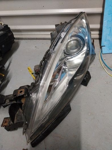 Mazda 6 Headlights