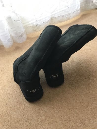 Ugg