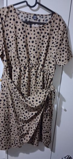 Loads dresses 5 eaxh