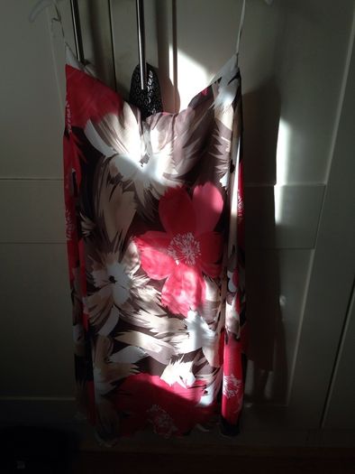 Vogue 2 piece suite for sale