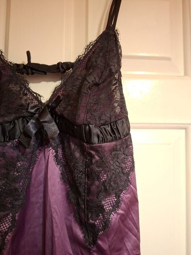 Satin/lace lingerie