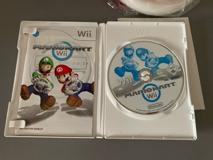 Mario Kart & Wheel Boxed Nintendo Wii