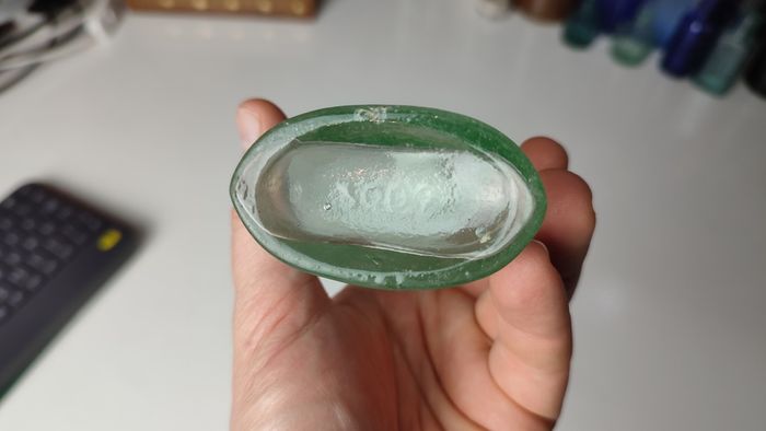 192 - Antique Applied Lip Sea Glass Decorative Collectible Bottle