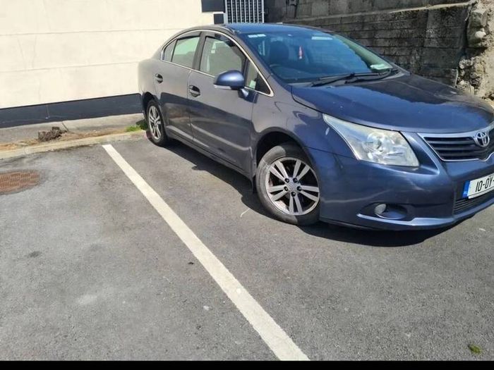 toyota avensis parts