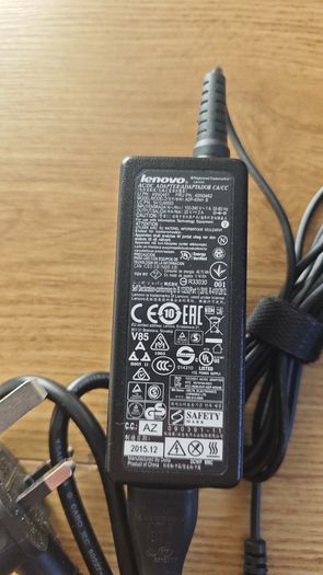 Lenovo 40W 20V 2A  AC Adapter Charger Power Supply