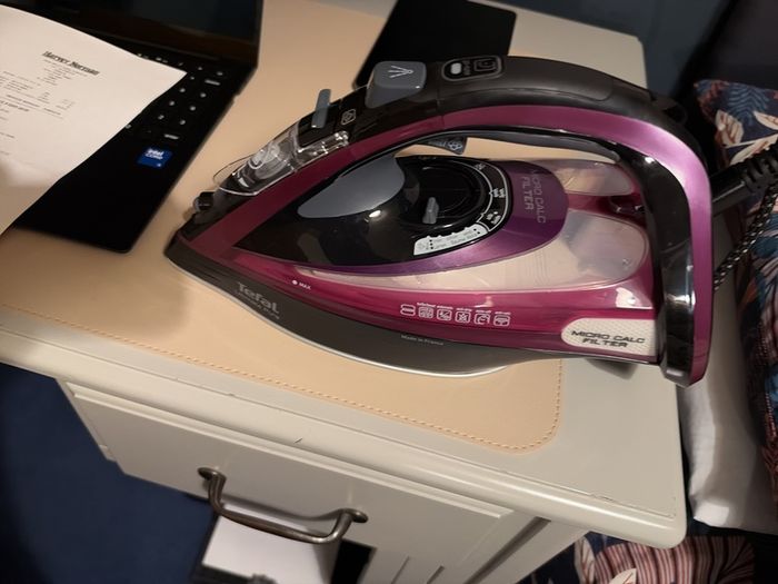 Tefal Ultimate Steam Iron