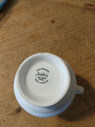 Staffordshire Ashley Bone China England Flower Bouquet Tea Coffee Mug, bone china.