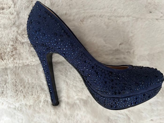 Navy High-Heels