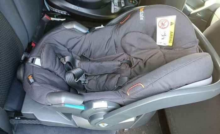 Besafe Izi Go Isofix Car Seat And Isofix Base For Sale in Ballinteer ...