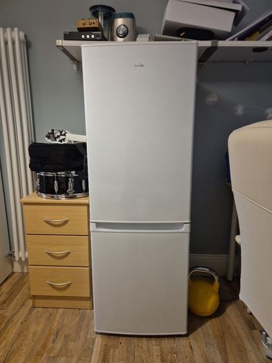 Logik fridge