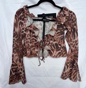 White Fox Boutique XS Brown Leopard Print Ruffle Tie Front Mesh Crop Top Flare Sleeve.