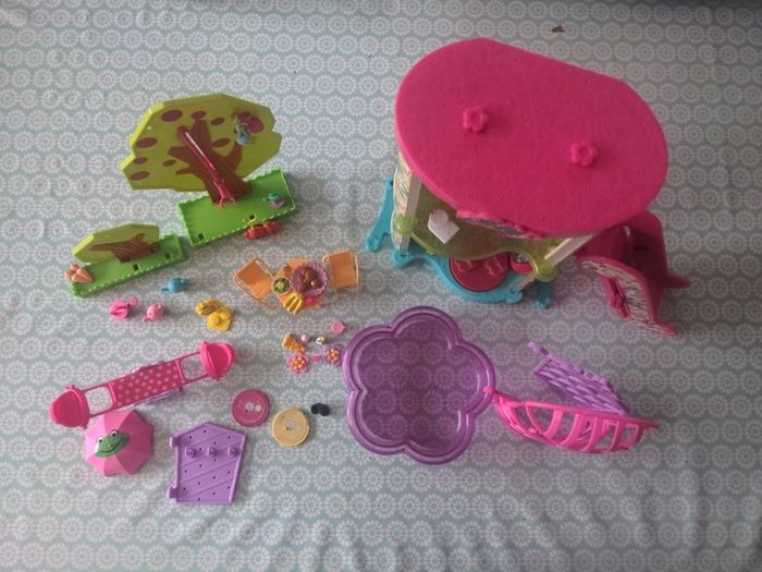 VINTAGE Polly Pocket toys