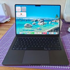 MacBook Pro M3 pro 14" 18GB 512GB