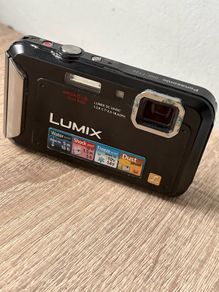 Panasonic Lumix  DMC-FT20, waterproof camera