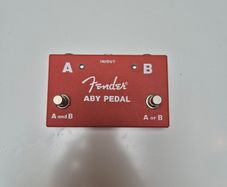 Fender ABY switch pedal