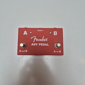 Fender ABY switch pedal