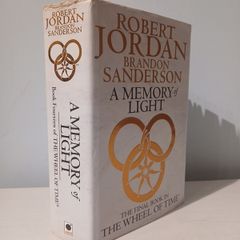 A Memory of Light by Robert Jordan & Brandon Sanderson