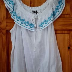 Brand new Bardot cotton top