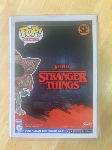 Stranger Things Demogorgon Funko Pop Red Glows. 1600 Pieces