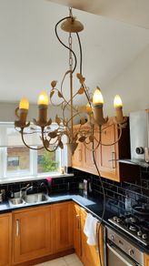 BnQ Antique Cream Chandelier